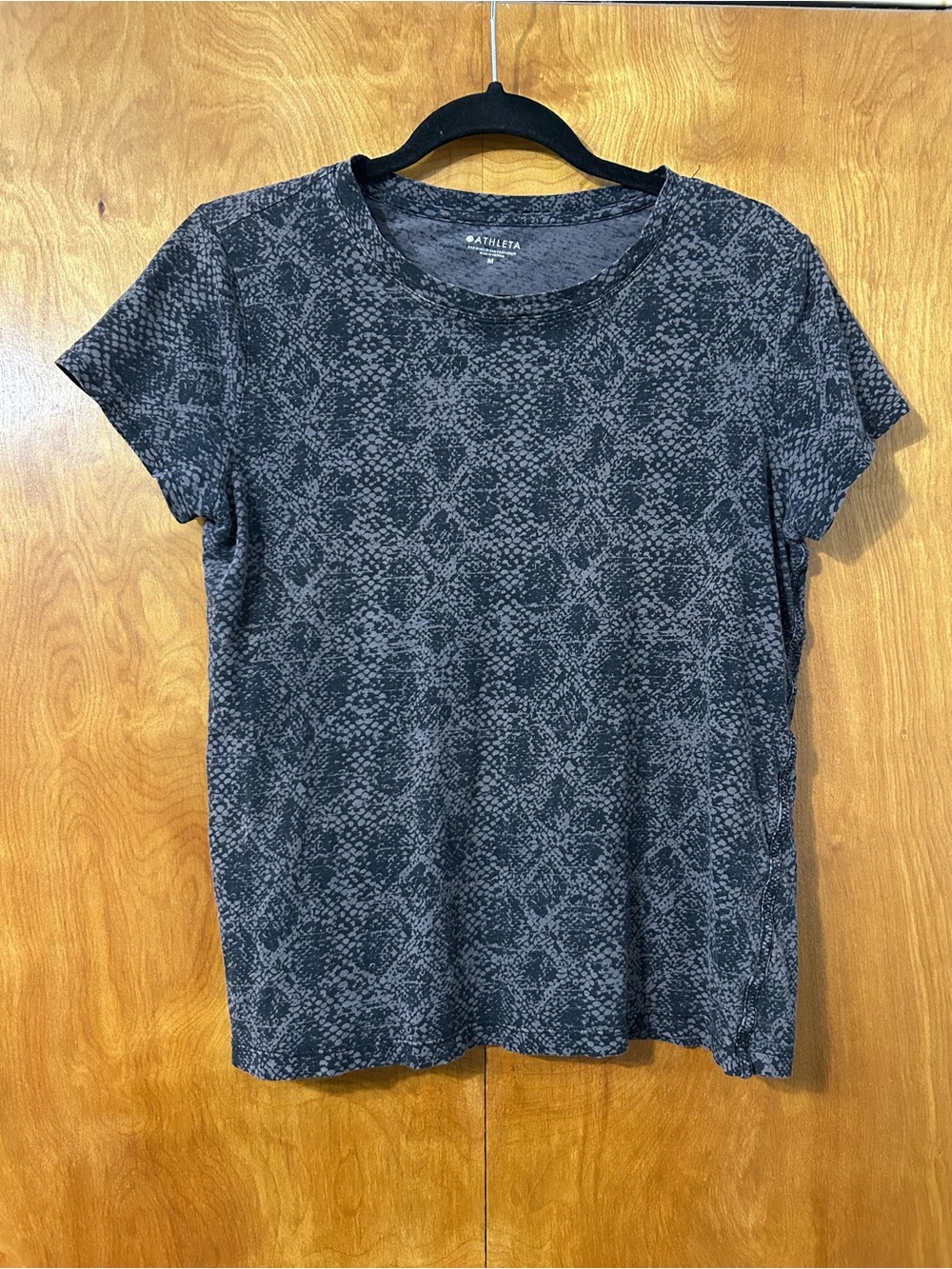 Athleta Gray & Black Snake-Print Short Sleeve Tee
